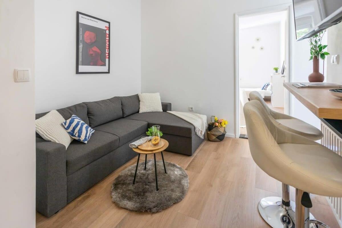 Niko And Sofia'S Apartment Urban Stay Ζάγκρεμπ Εξωτερικό φωτογραφία