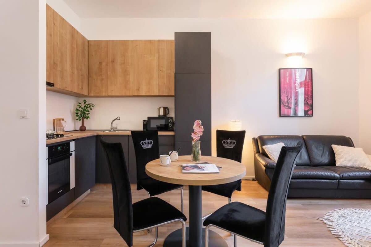 Niko And Sofia'S Apartment Urban Stay Ζάγκρεμπ Εξωτερικό φωτογραφία