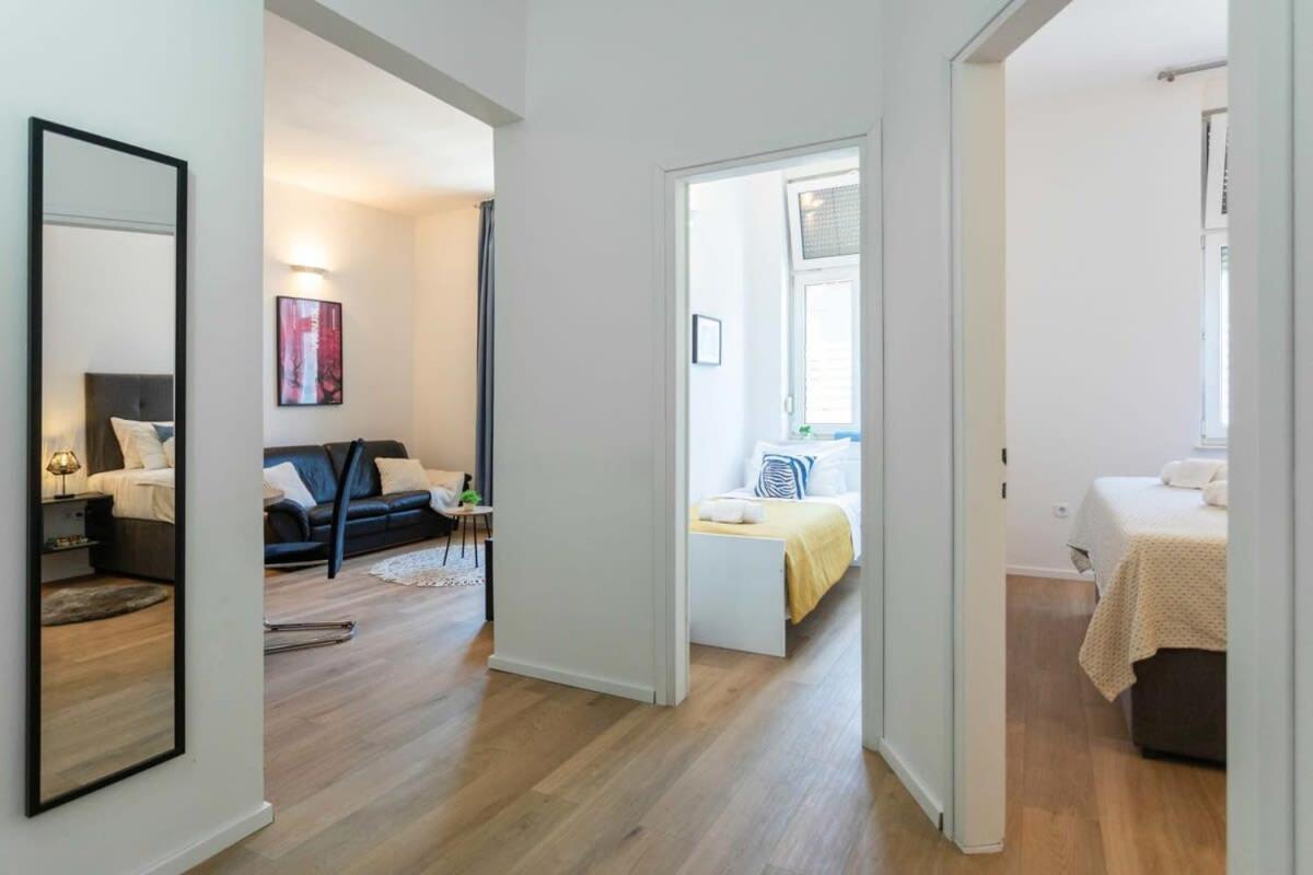 Niko And Sofia'S Apartment Urban Stay Ζάγκρεμπ Εξωτερικό φωτογραφία